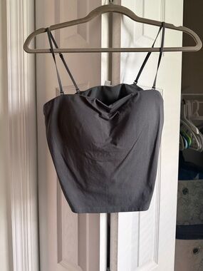 Uniqlo Charcoal Scoop Neck Tee